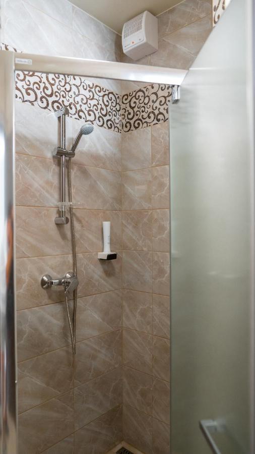 לנטי Fonix Apartman מראה חיצוני תמונה