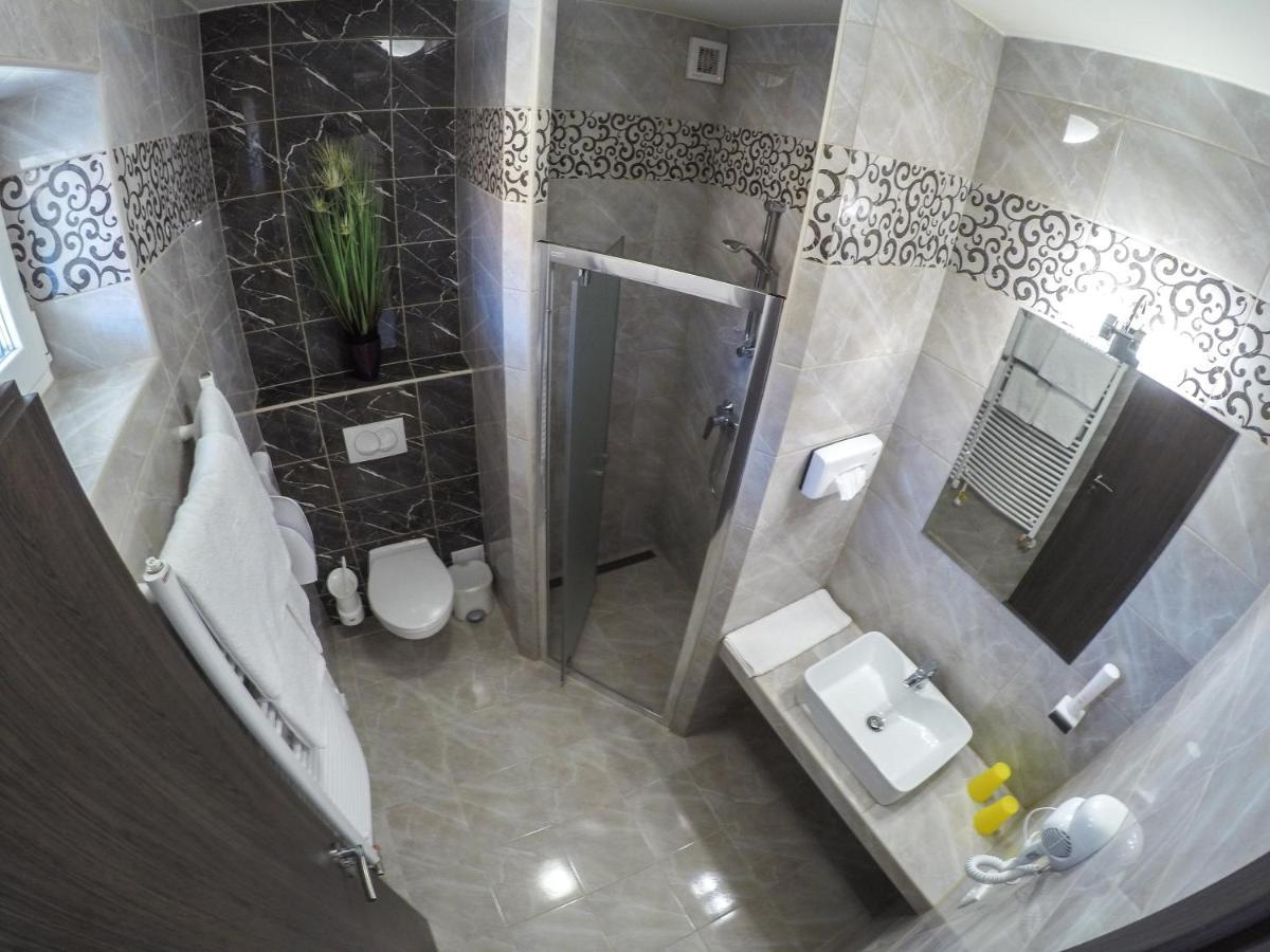 לנטי Fonix Apartman מראה חיצוני תמונה