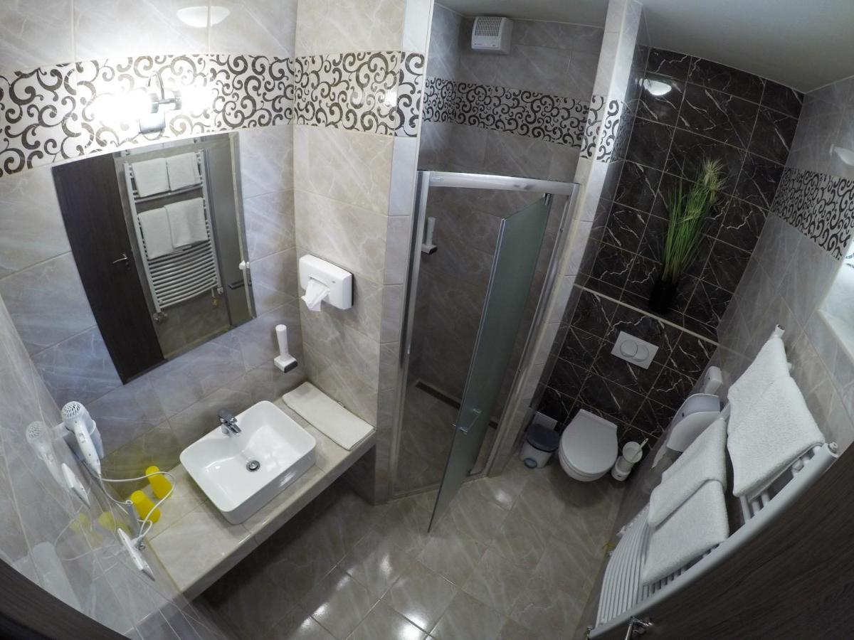 לנטי Fonix Apartman מראה חיצוני תמונה